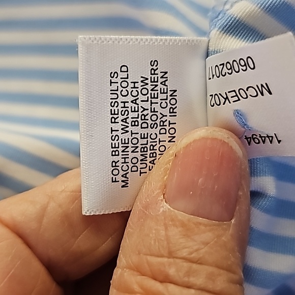Peter Millar mens light blue and white striped golf shirt. Henley style size lg. - Picture 11 of 11